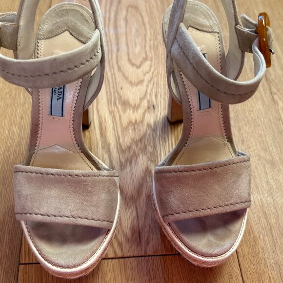 Rare and unique Prada platform sandals! - Picture 7 of 10